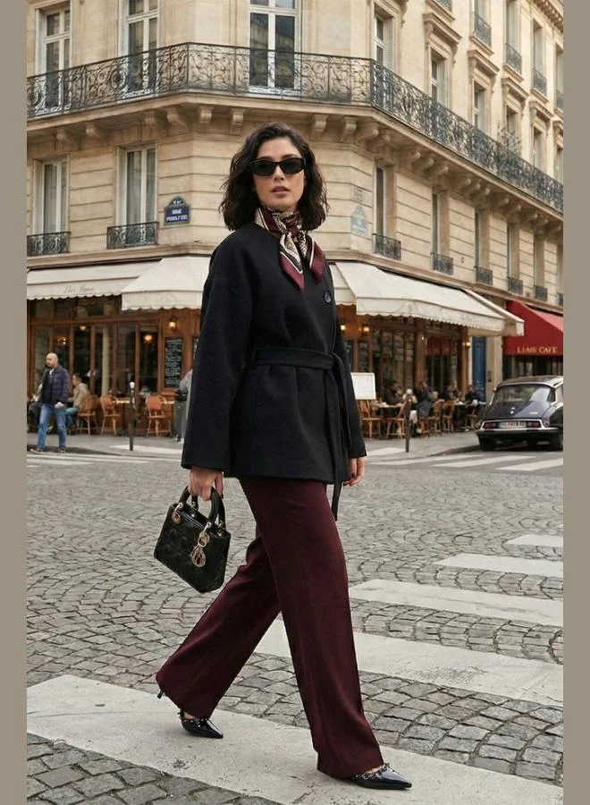 ليلا معطف ترنش نسائي بقصة عادية وياقة دائرية وحزام تفصيلي